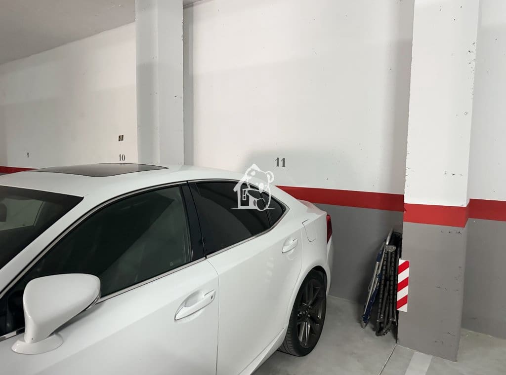 Apartamento de 2 habitaciones en Villamartin en alquiler con piscina garaje - 1.200 € (Ref: 9603691)