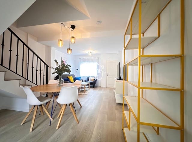 3 camera da letto Casa da affittare in Pilar de la Horadada ciudad, Pilar de la Horadada con piscina - 1.200 € (Rif: 9603692)