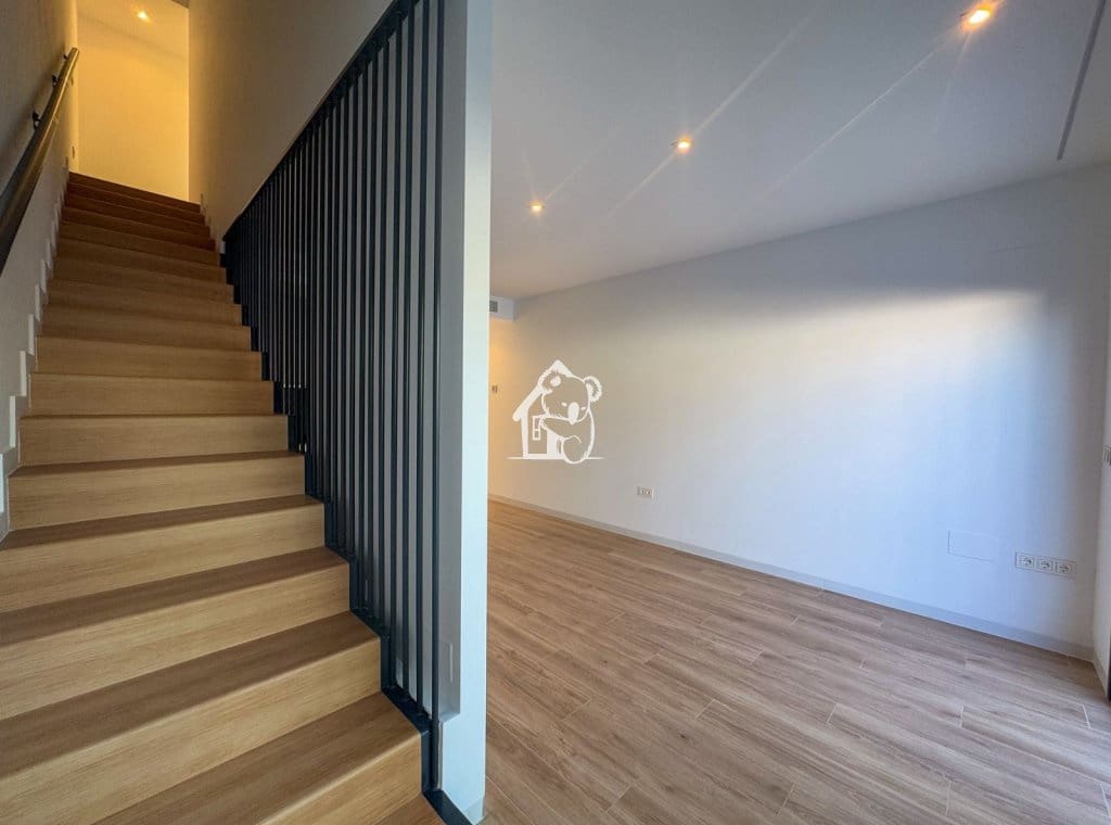 Casa de 3 habitaciones en Cabo Roig en venta con piscina - 300.000 € (Ref: 9614552)