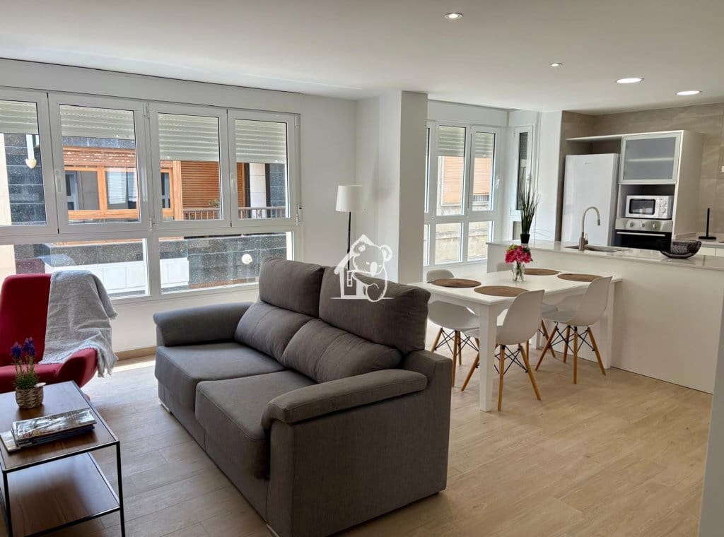 3 bedroom Apartment for rent in Bigastro - € 650 (Ref: 9614553)