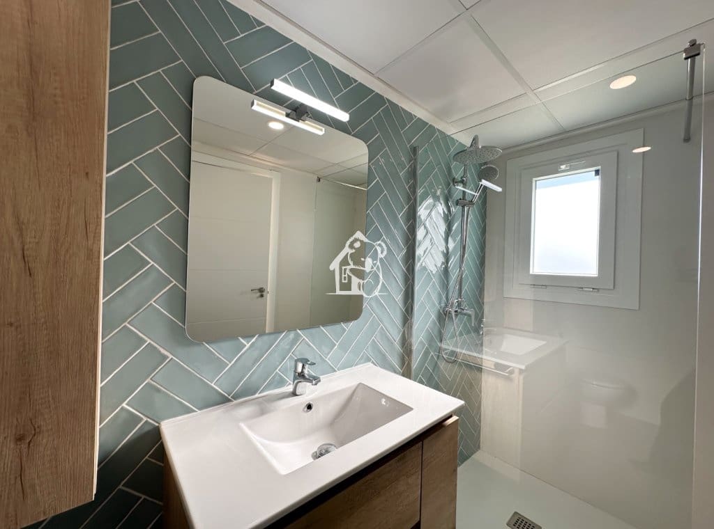 6 quarto Moradia para venda em Torrevieja com piscina garagem - 665 000 € (Ref: 9627027)