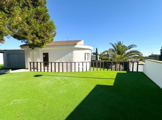 6 quarto Moradia para venda em Los Balcones - Los Altos, Torrevieja com piscina garagem - 665 000 € (Ref: 9627027)