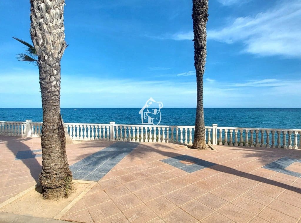 4 Zimmer Haus zu vermieten in Torre de la Horadada mit Garage - 1.700 € (Ref: 9629411)