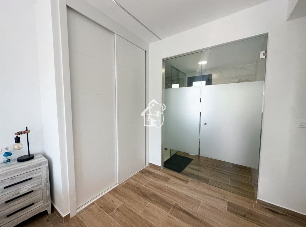 2 slaapkamer Appartement te huur in Villamartin met zwembad garage - € 1.200 (Ref: 9632914)