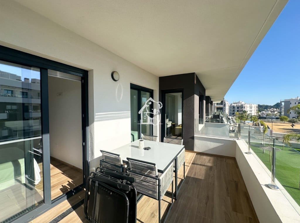 2 slaapkamer Appartement te huur in Villamartin met zwembad garage - € 1.200 (Ref: 9632914)