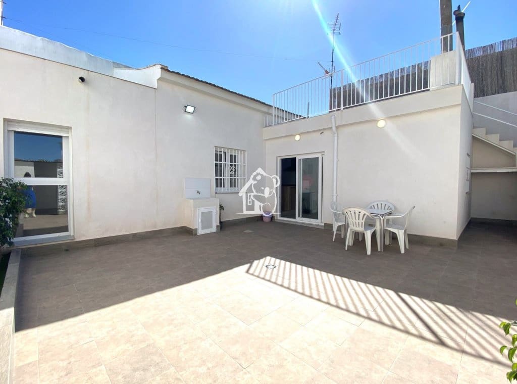 Casa de 3 habitaciones en Arneva en venta - 80.000 € (Ref: 9638932)