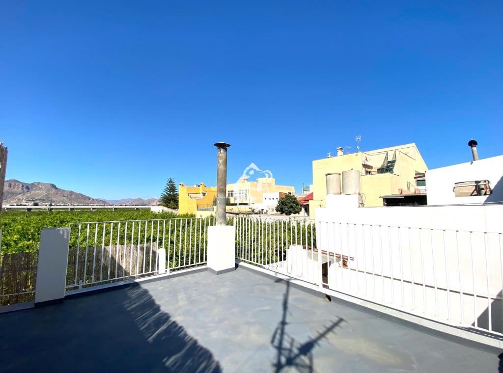 Casa de 3 habitaciones en Arneva en venta - 80.000 € (Ref: 9638932)