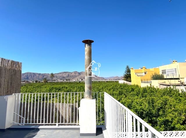 Casa de 3 habitaciones en Arneva, Orihuela en venta - 80.000 € (Ref: 9638932)