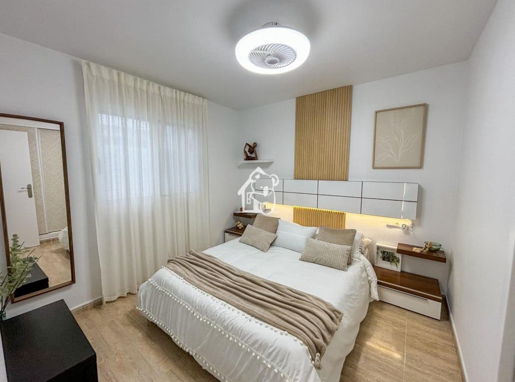 1 bedroom Apartment for rent in Torrevieja with pool garage - € 700 (Ref: 9646727)