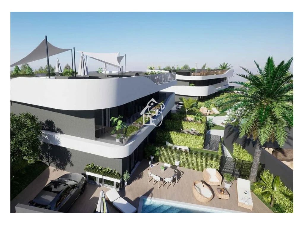 3 bedroom Townhouse for sale in Cabo Roig with pool - € 400,000 (Ref: 9650972)