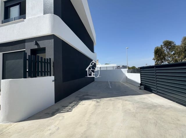 3 makuuhuone Omakotitalo myytävänä paikassa Cabo Roig, Orihuela mukana uima-altaan - 400 000 € (Ref: 9650972)