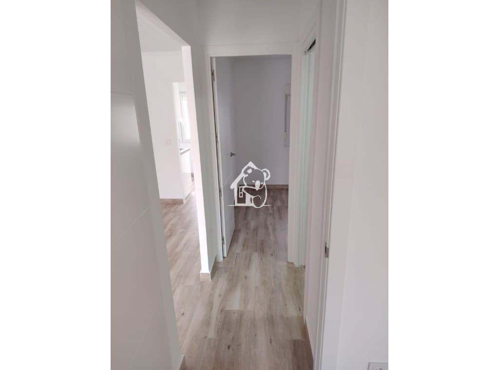 2 makuuhuone Omakotitalo vuokrattavana paikassa Torrevieja - 800 € (Ref: 9665685)