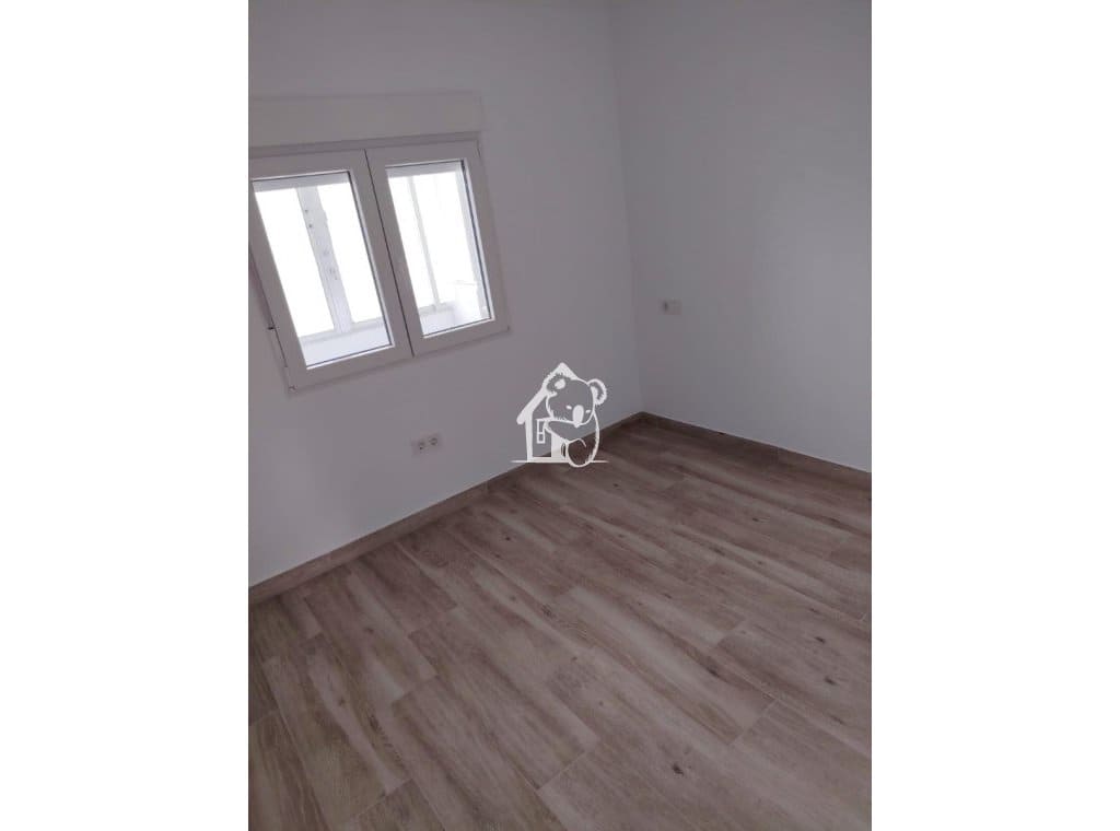 2 makuuhuone Omakotitalo vuokrattavana paikassa Torrevieja - 800 € (Ref: 9665685)