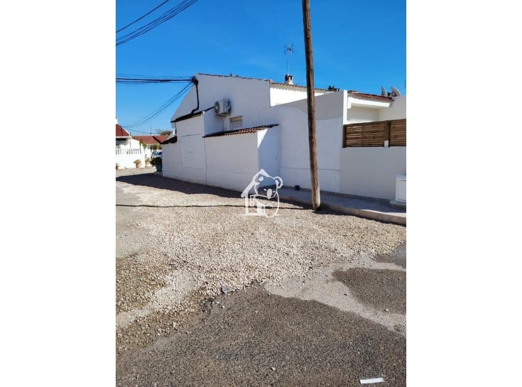 2 makuuhuone Omakotitalo vuokrattavana paikassa Torrevieja - 800 € (Ref: 9665685)