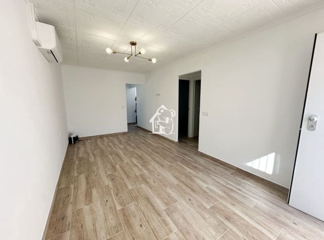 2 bedroom Townhouse for rent in El Chaparral - La Siesta - La Torreta, Torrevieja - € 800 (Ref: 9665685)