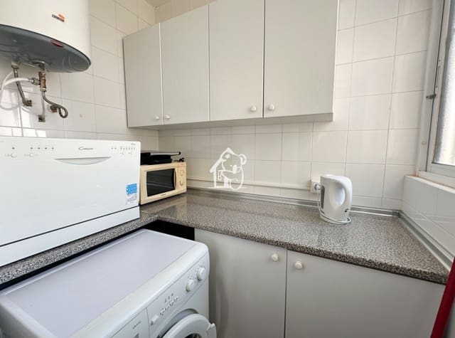 2 Zimmer Apartment zu vermieten in Punta Prima, Orihuela mit Pool - 900 € (Ref: 9665686)