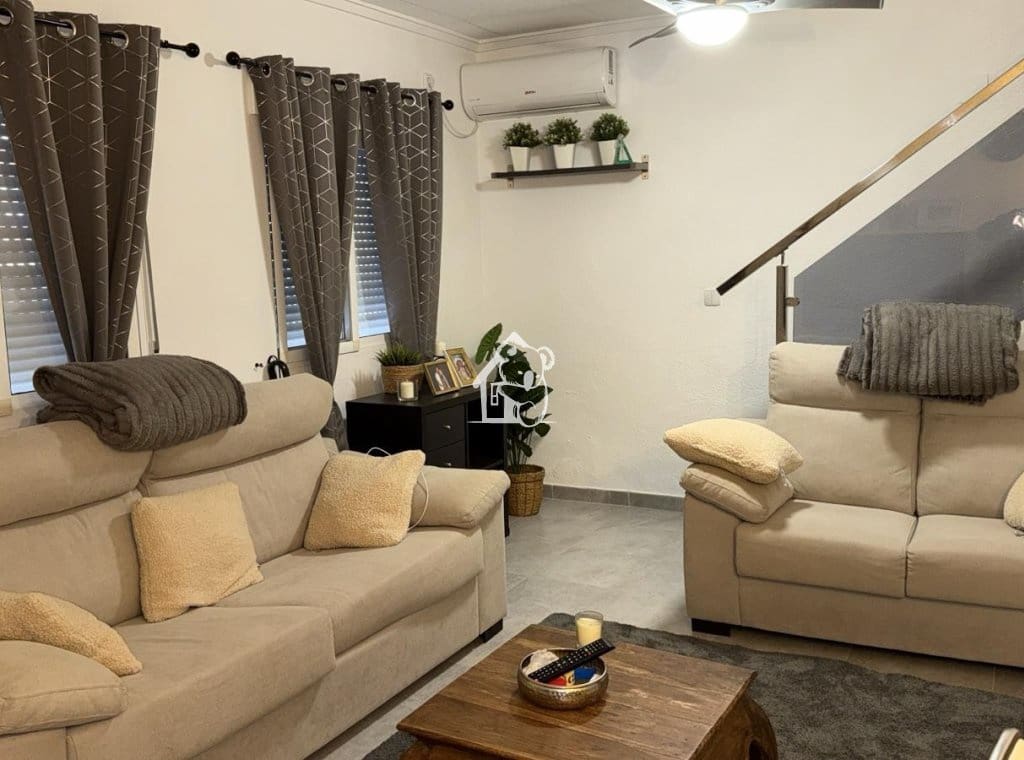 Chalet de 2 habitaciones en San Fulgencio en alquiler - 1.000 € (Ref: 9669729)