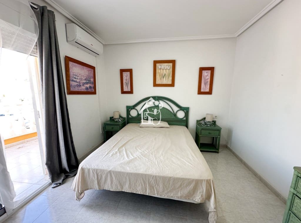 3 slaapkamer Huis te huur in Ciudad Quesada met zwembad - € 1.200 (Ref: 9689266)