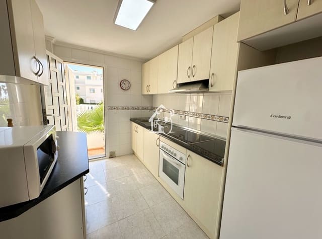 3 slaapkamer Huis te huur in Ciudad Quesada, Rojales met zwembad - € 1.200 (Ref: 9689266)