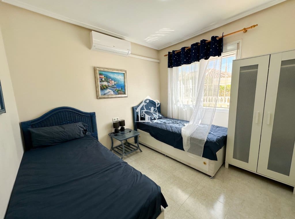 3 slaapkamer Huis te huur in Ciudad Quesada met zwembad - € 1.200 (Ref: 9689266)