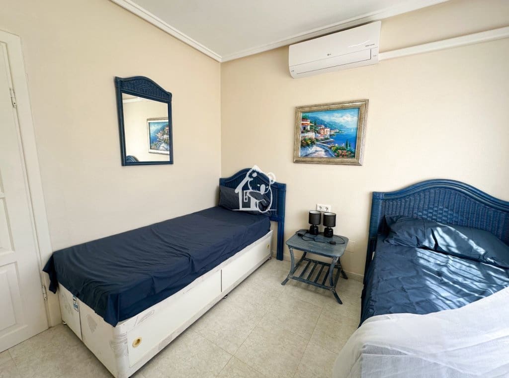 3 slaapkamer Huis te huur in Ciudad Quesada met zwembad - € 1.200 (Ref: 9689266)