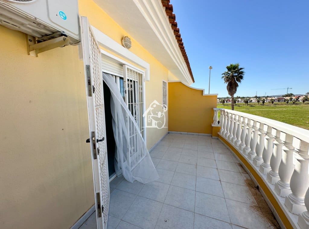 3 slaapkamer Huis te huur in Ciudad Quesada met zwembad - € 1.200 (Ref: 9689266)