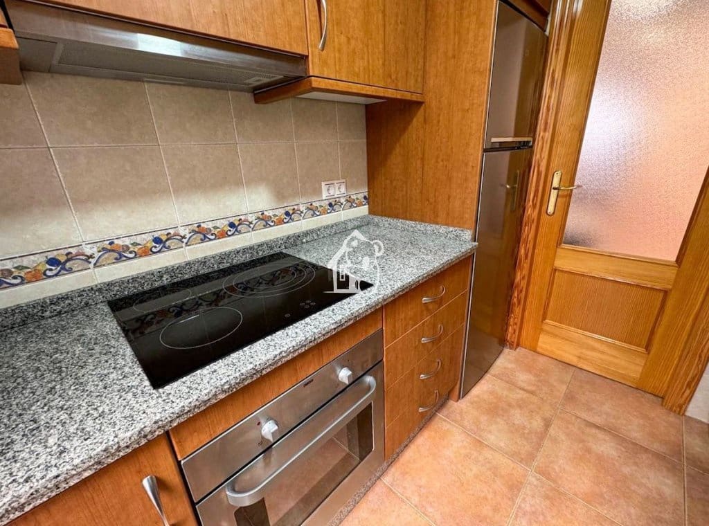 2 bedroom Townhouse for rent in La Campaneta with pool - € 600 (Ref: 9689269)