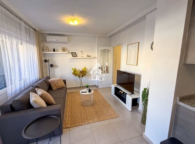 1 bedroom Penthouse for rent in Playa de los Locos, Torrevieja - € 850 (Ref: 9689272)