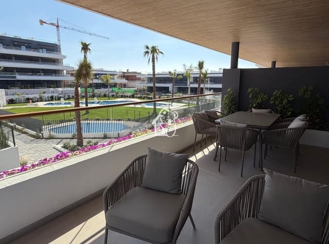 2 Zimmer Apartment zu vermieten in El Chaparral - La Siesta - La Torreta, Torrevieja mit Pool Garage - 2.250 € (Ref: 9689868)