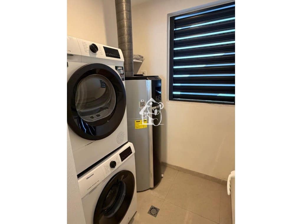 2 Zimmer Apartment zu vermieten in Torrevieja mit Pool Garage - 2.250 € (Ref: 9689868)