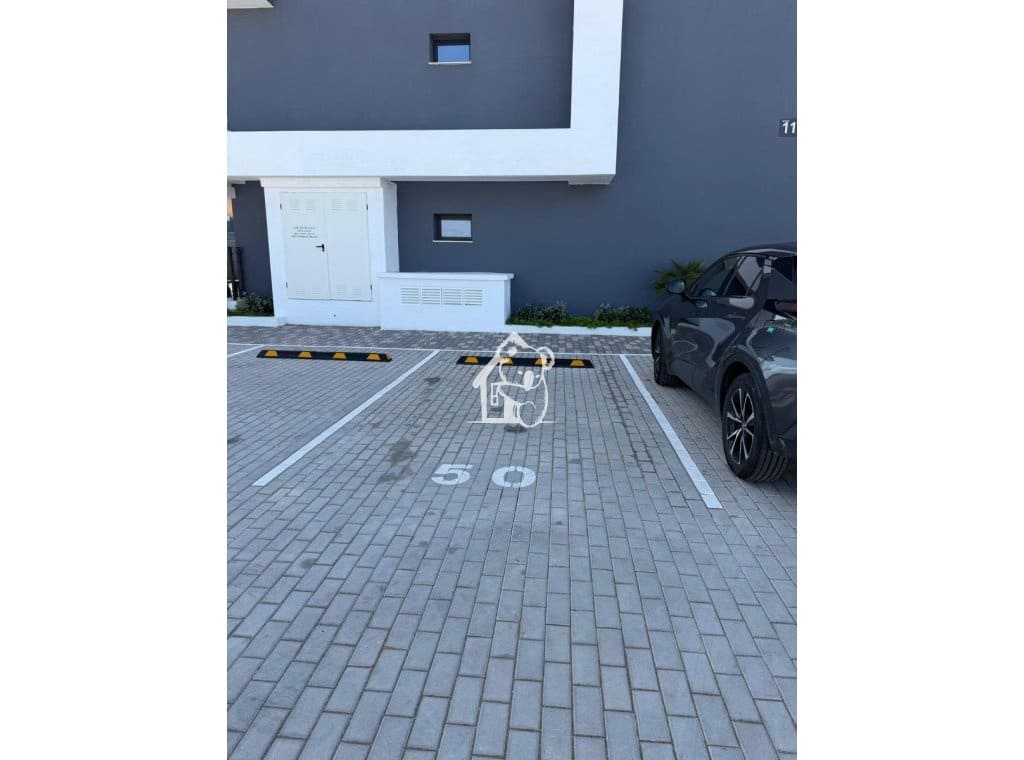 2 Zimmer Apartment zu vermieten in Torrevieja mit Pool Garage - 2.250 € (Ref: 9689868)