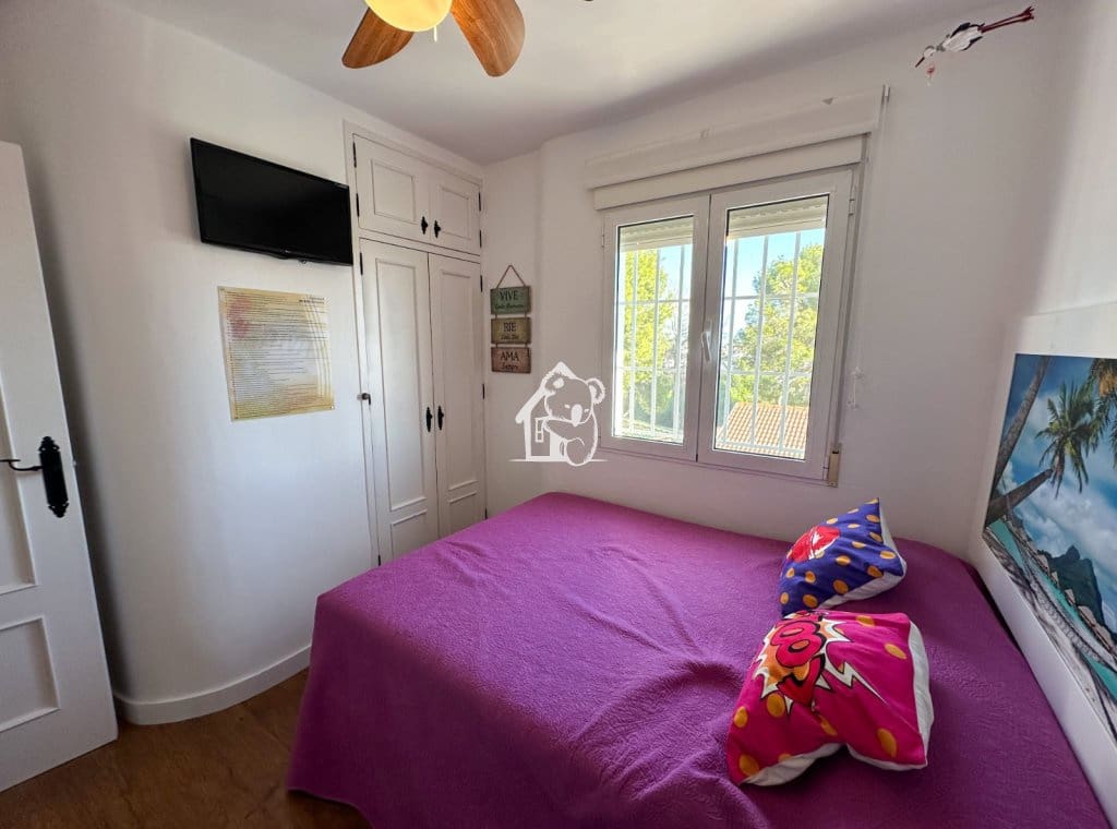 Chalet de 3 habitaciones en Orihuela Costa en venta con piscina garaje - 396.000 € (Ref: 9694563)