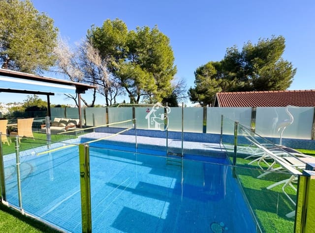 Chalet de 3 habitaciones en Lomas de Cabo Roig - Los Dolses, Orihuela en venta con piscina garaje - 396.000 € (Ref: 9694563)