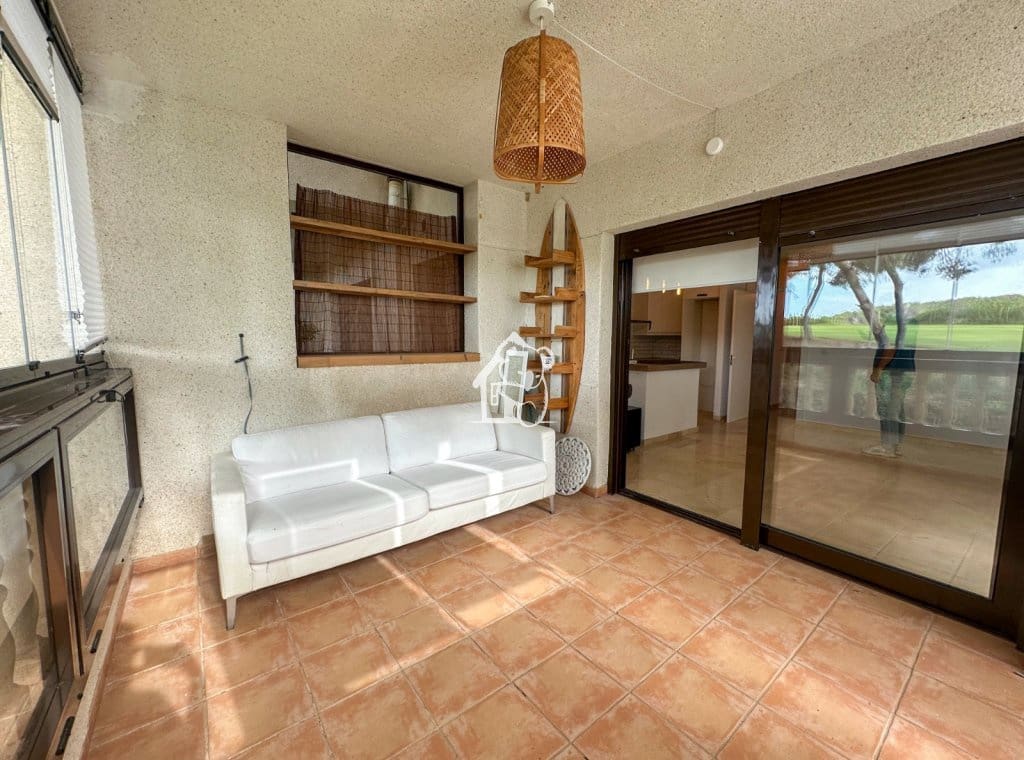 3 soverom Leilighet til leie i Alicante by med svømmebasseng garasje - € 1 500 (Ref: 9697919)