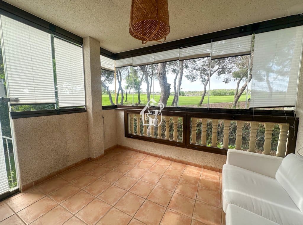 3 soverom Leilighet til leie i Alicante by med svømmebasseng garasje - € 1 500 (Ref: 9697919)