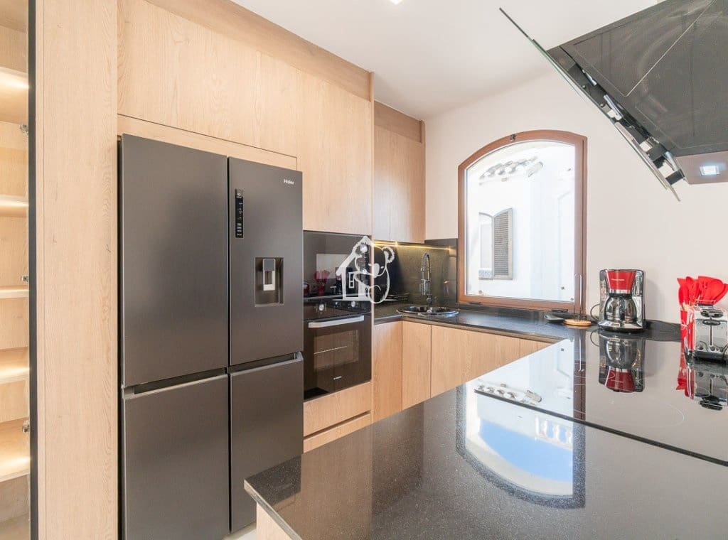 4 bedroom Villa for rent in Villamartin - € 2,300 (Ref: 9700302)