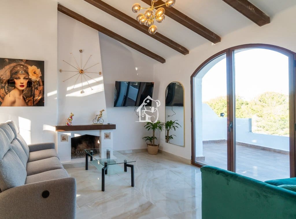 4 bedroom Villa for rent in Villamartin - € 2,300 (Ref: 9700302)