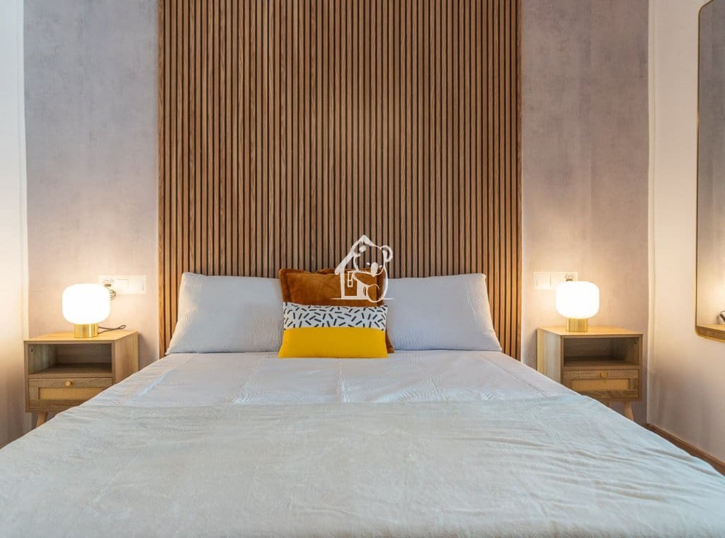 4 bedroom Villa for rent in Villamartin - € 2,300 (Ref: 9700302)