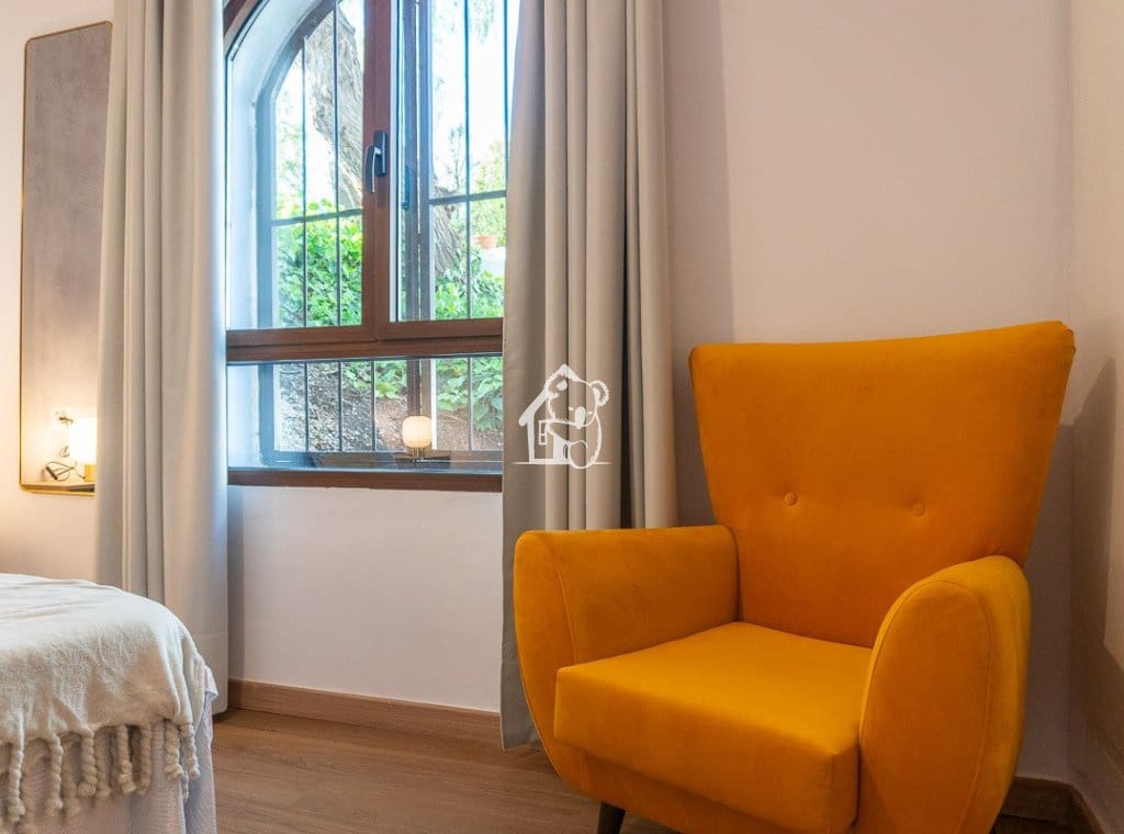 4 bedroom Villa for rent in Villamartin - € 2,300 (Ref: 9700302)