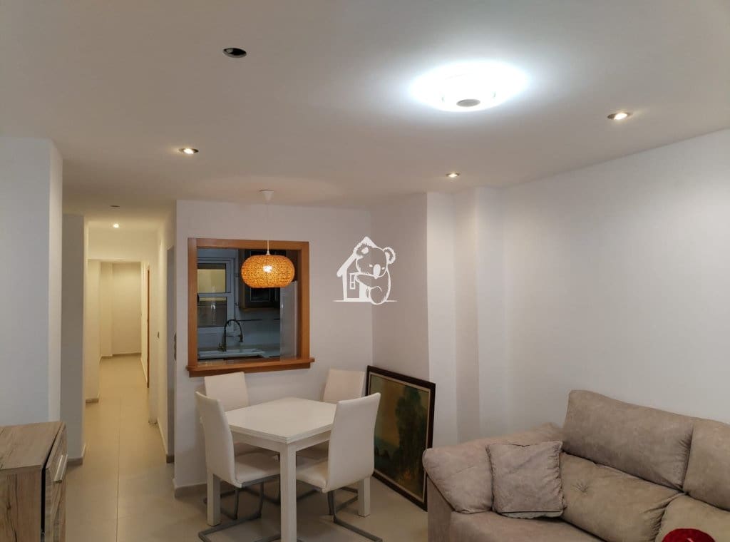 2 bedroom Beach Apartment for sale in Torrevieja - € 167,000 (Ref: 9700303)