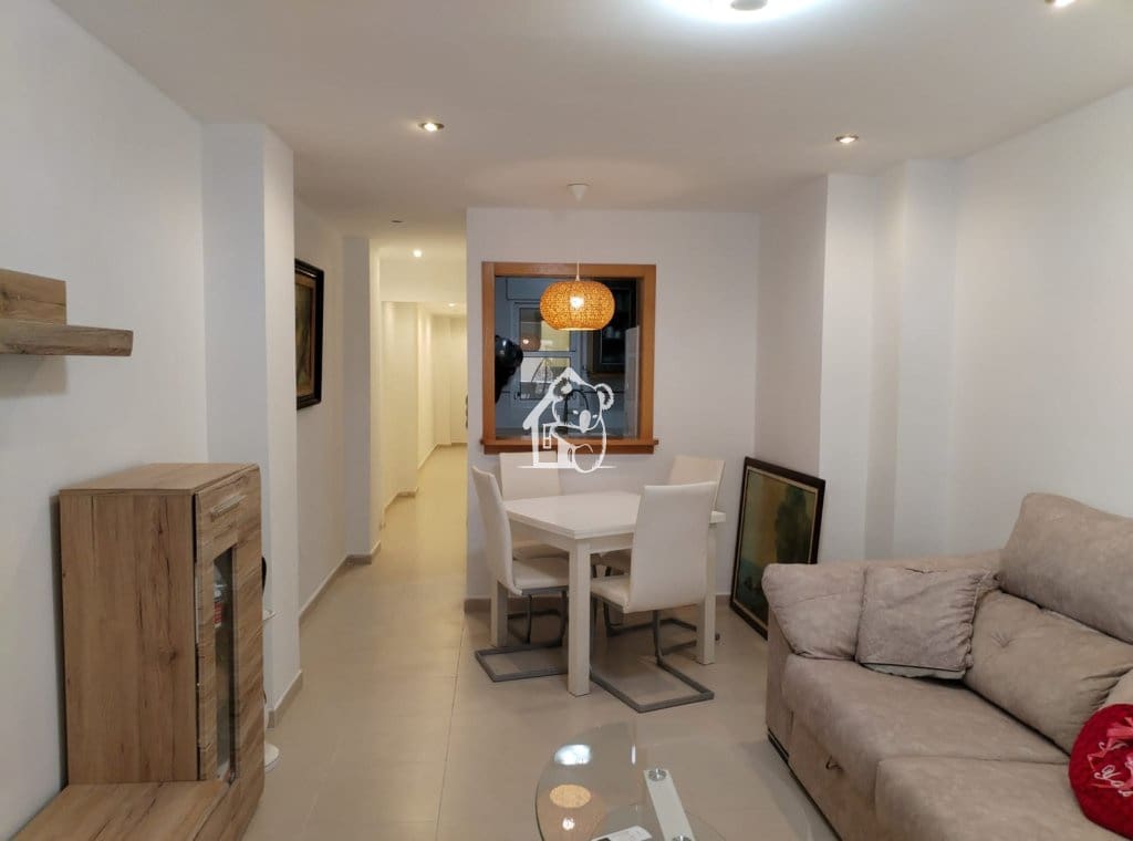 2 bedroom Beach Apartment for sale in Torrevieja - € 167,000 (Ref: 9700303)