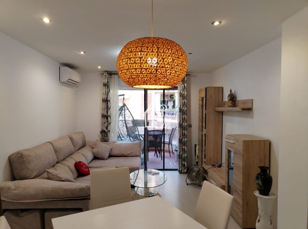 2 bedroom Beach Apartment for sale in Torrevieja - € 167,000 (Ref: 9700303)