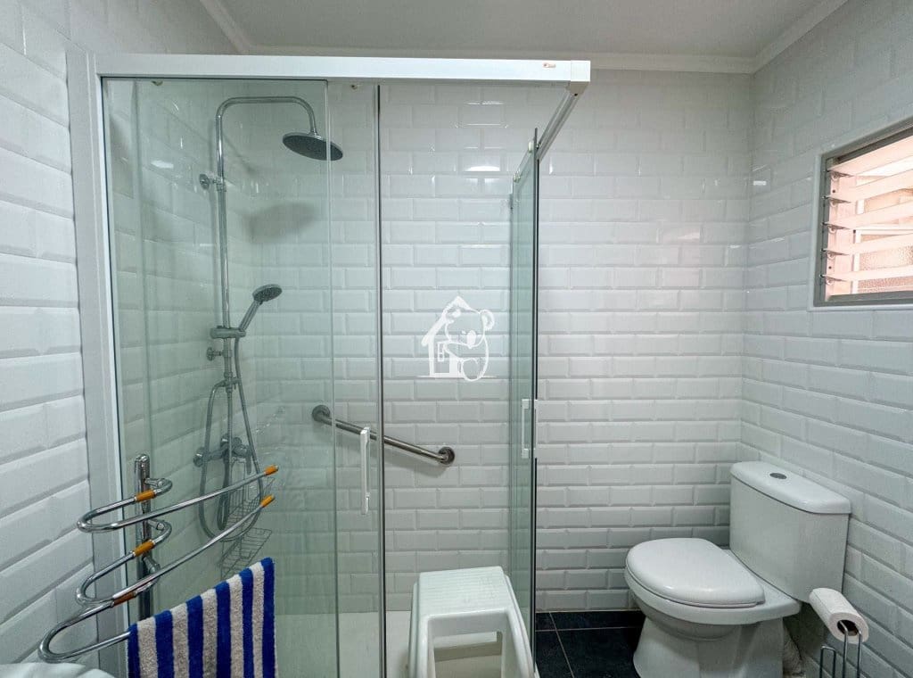 3 bedroom Beach Apartment for rent in Torrevieja - € 1,100 (Ref: 9700304)