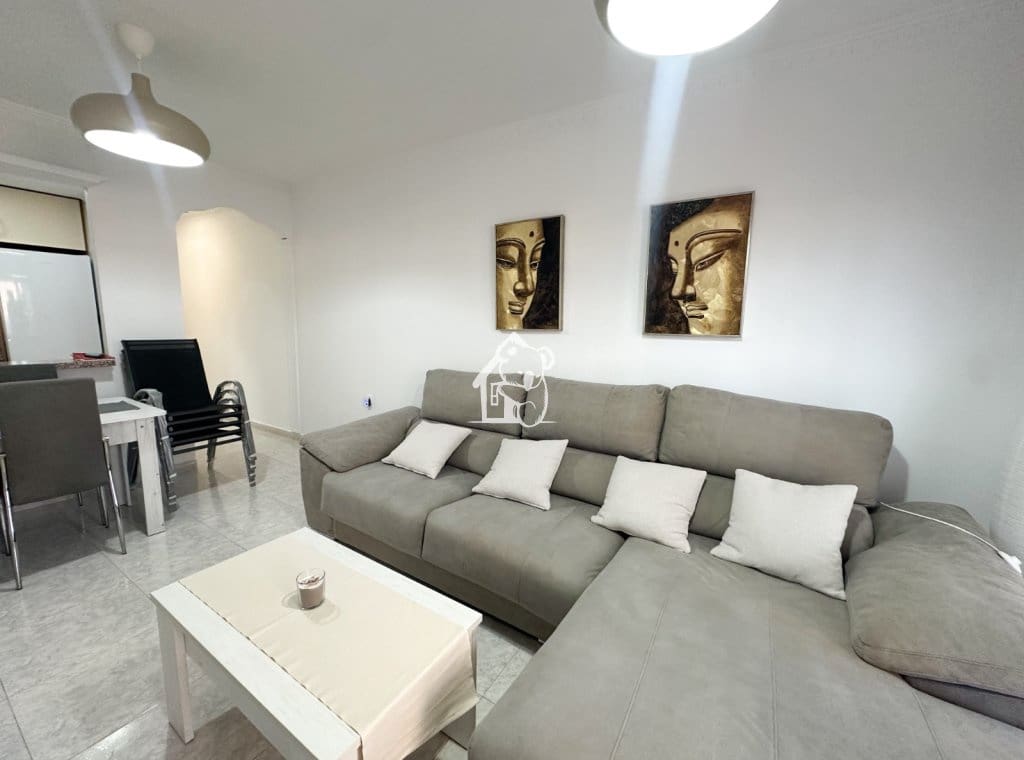 2 soveværelse Lejlighed til leje i Algorfa med swimmingpool garage - € 700 (Ref: 9714342)