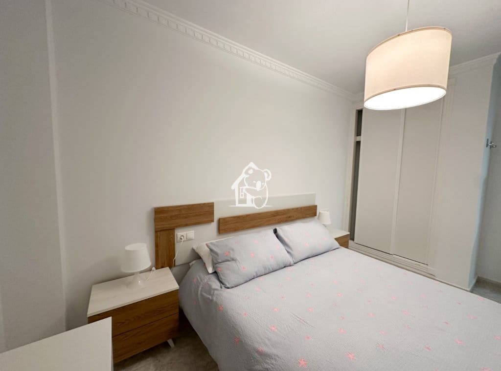 2 soveværelse Lejlighed til leje i Algorfa med swimmingpool garage - € 700 (Ref: 9714342)