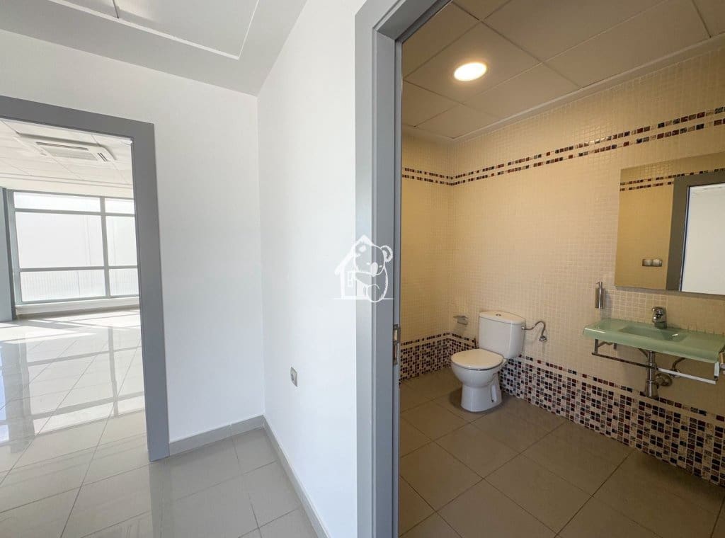 1 slaapkamer Commercieel te huur in Almoradi met garage - € 1.620 (Ref: 9719315)