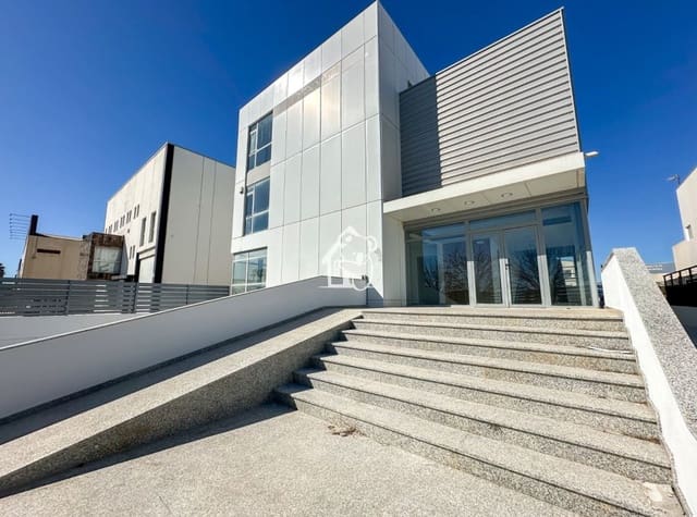 1 makuuhuone Kaupallinen vuokrattavana paikassa Almoradí mukana 
autotalli - 1 620 € (Ref: 9719315)