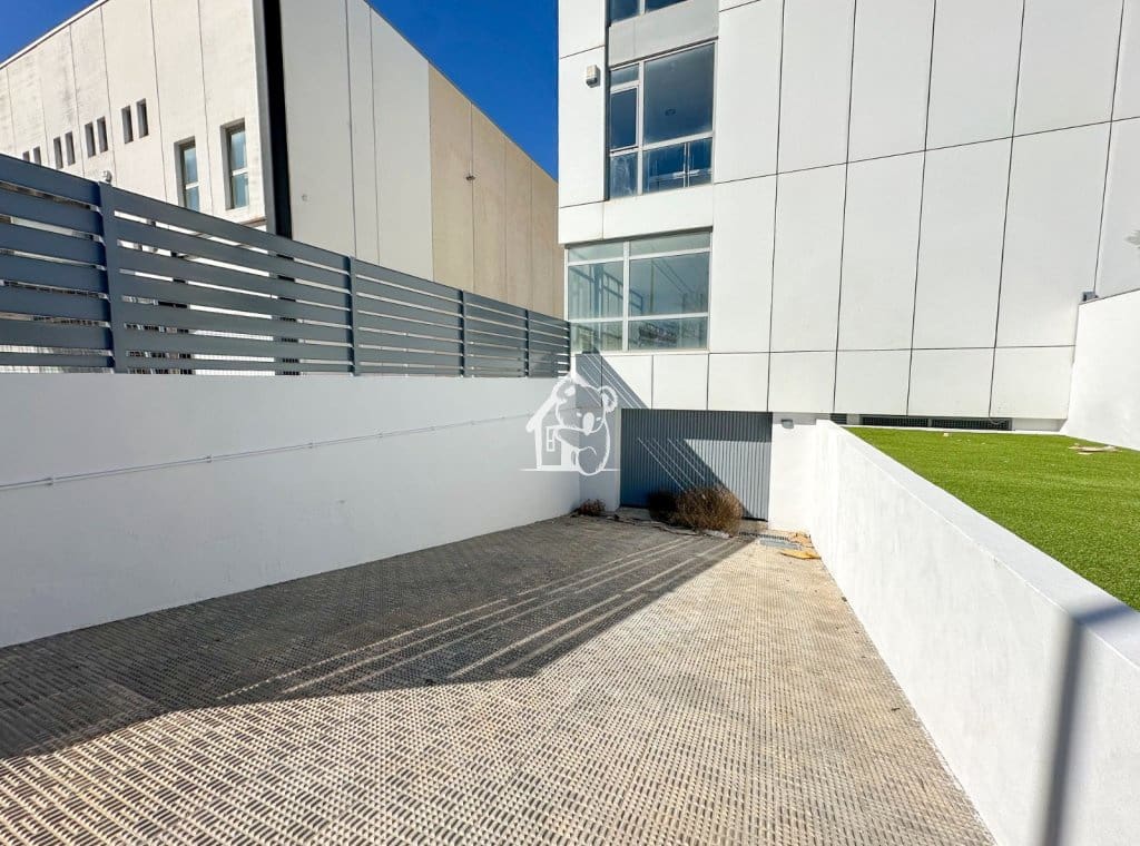 1 slaapkamer Commercieel te huur in Almoradi met garage - € 1.620 (Ref: 9719315)