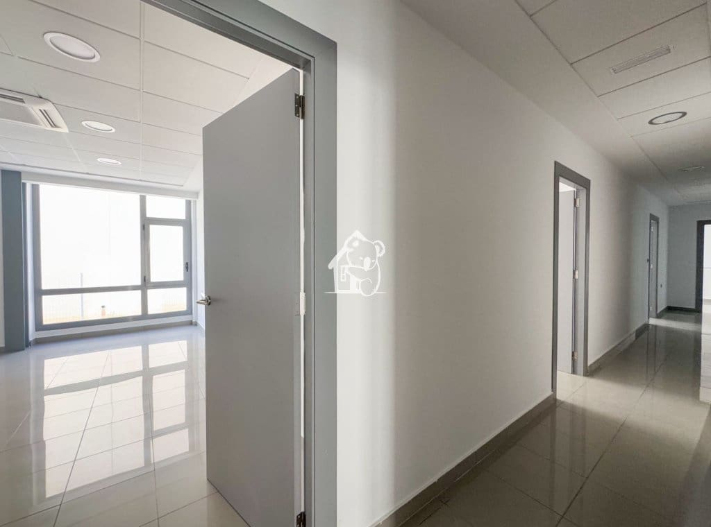 1 quarto Comercial para arrendar em Almoradi com garagem - 740 € (Ref: 9719316)