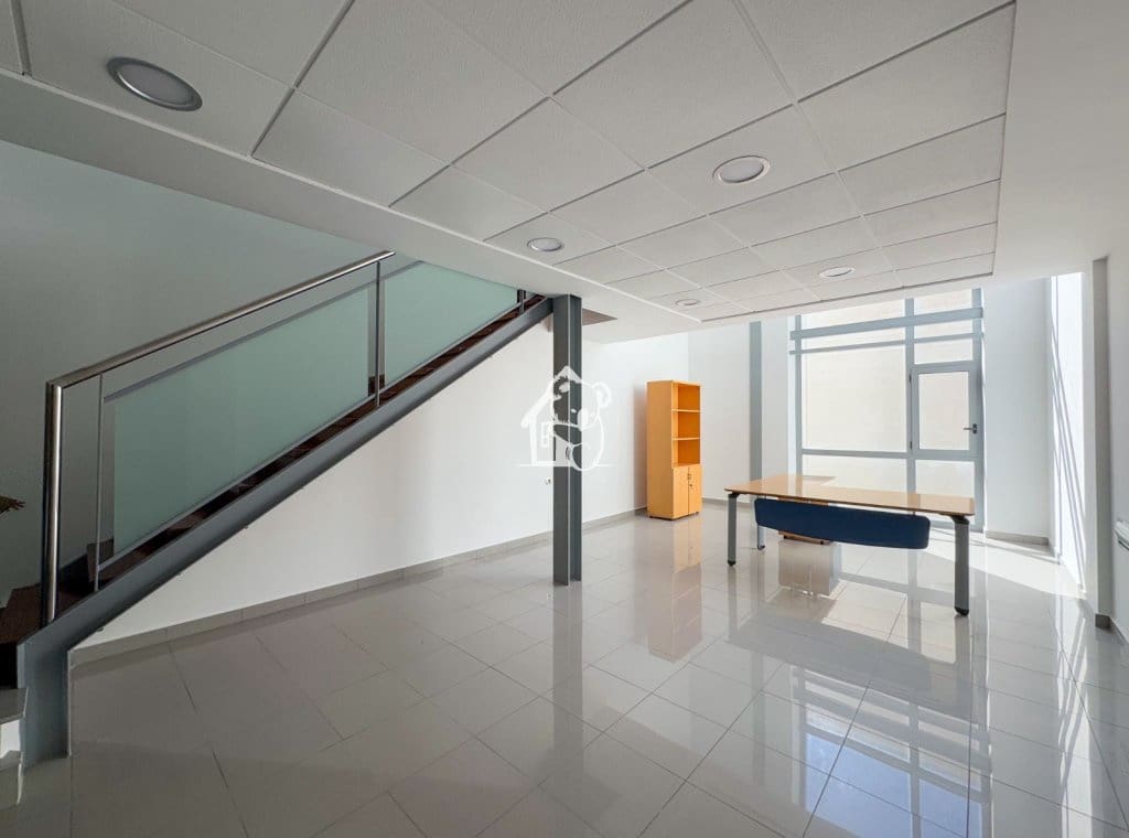 1 quarto Comercial para arrendar em Almoradi com garagem - 740 € (Ref: 9719316)